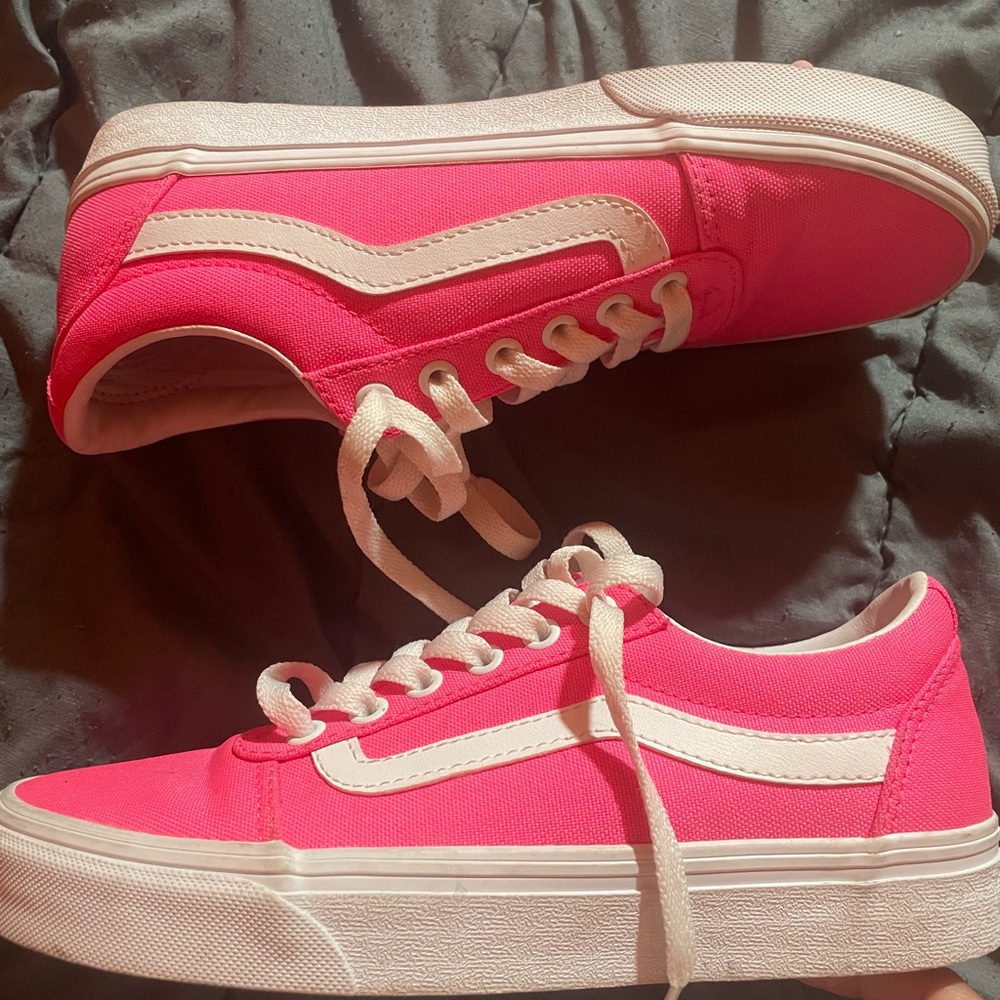 Vans Pink and White Sneakers Classic Style